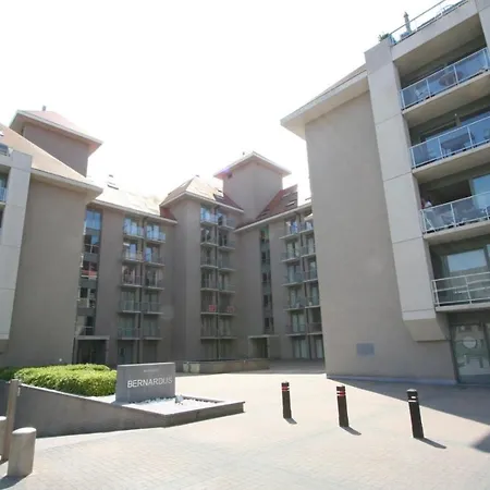 Ruim En Zonnig 2 Slaapkamer App Met Zongericht Terras Apartmán